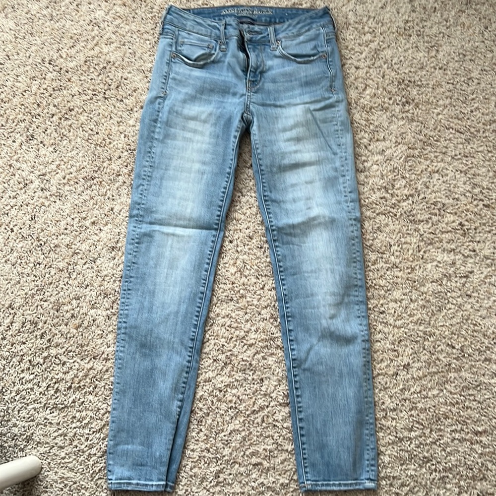 American Eagle Light Colored Jeans